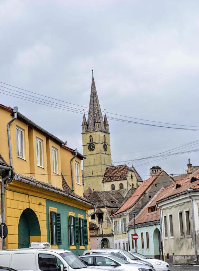Twins Boutique Korsy Daire Sibiu Dış mekan fotoğraf